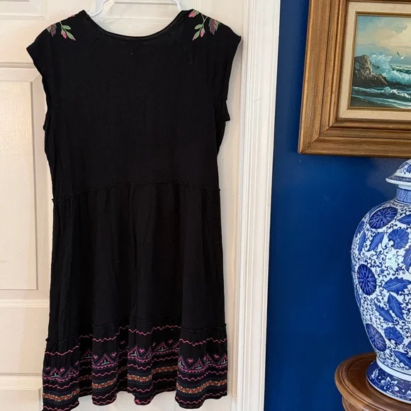 Women’s Johnny Was Black Tunic Dress with Pink & Green Floral Embroidery Size M - Picture 8 of 9